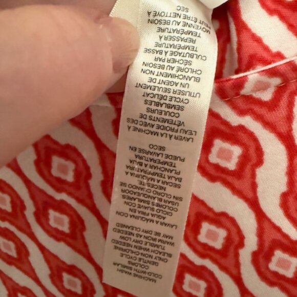 Chico's stretchy red and white tunic short sleeve tunic top. Size 1 - Picture 6 of 7